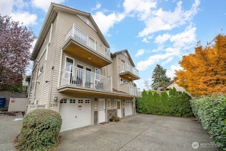 2308 W Dravus St, Seattle, WA 98199