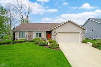 5110 Crooked Creek Dr, Wooster, OH 44691