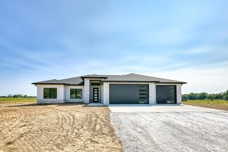 10399 Magnolia Ln, Neosho, MO 64850