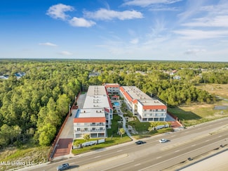 1453 E Beach Blvd Unit 220, Pass Christian, MS 39571