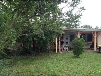 1330 NE 162nd St, North Miami Beach, FL 33162