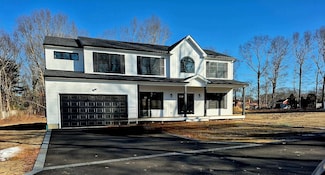 113 Currans Rd, Middle Island, NY 11953