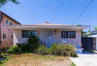 4547 W 141st St, Hawthorne, CA 90250