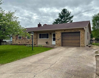 750 S Parkway Dr, Bloomington, IN 47403