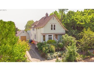 3626 SE 8th Ave, Portland, OR 97202