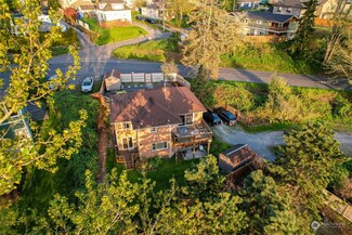 2043 & 2045 Yew St, Bellingham, WA 98229