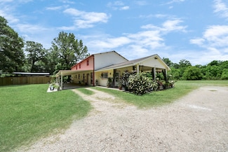 1576 Belle Terre Dr, Huffman, TX 77336