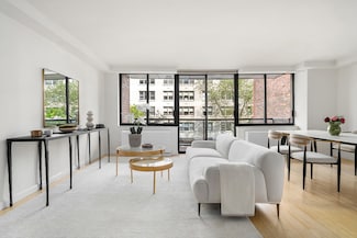 510 E 80th St Unit 4F, New York, NY 10075
