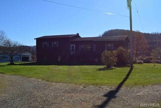 5721 Humphrey Rd, Great Valley, NY 14741