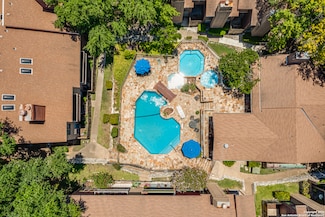 8633 Datapoint Dr Unit 236, San Antonio, TX 78229
