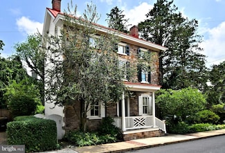 53 N Church St, Doylestown, PA 18901