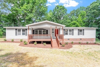 141 S Creek Dr, Louisburg, NC 27549