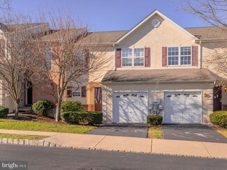 107 Thorndale Dr, Red Hill, PA 18076