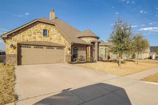 1152 Blue Sky Ln, Joshua, TX 76058