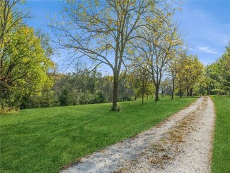 15248 88th Ln, Indianola, IA 50125