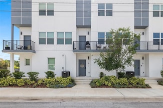 4120 W North A St Unit 2, Tampa, FL 33609