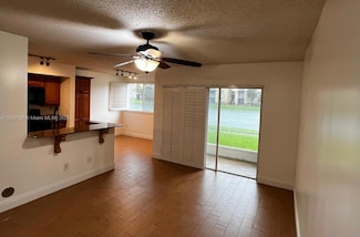2620 S University Dr Unit 104, Davie, FL 33328