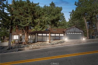 5821 Sheepcreek Dr, Wrightwood, CA 92397