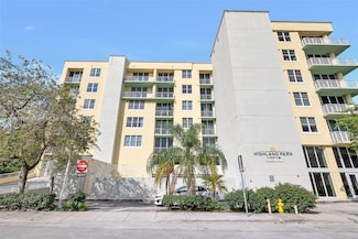 1350 NW 8th Ct Unit D4, Miami, FL 33136