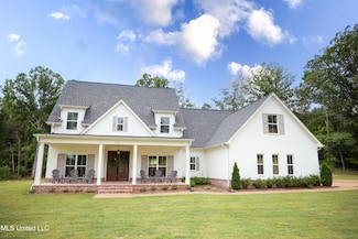 13033 Pebble View Dr, Byhalia, MS 38611
