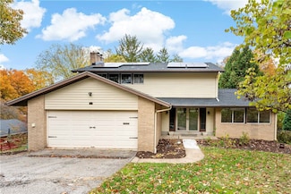 7716 Wick Dr, Pittsburgh, PA 15237