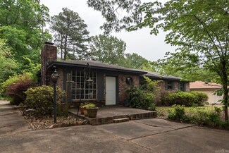 8515 & 8511 Dreher Ln, Little Rock, AR 72209