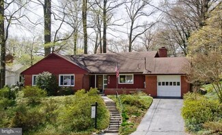 3134 N Pollard St, Arlington, VA 22207