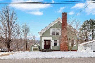 17 Meadow St, Ludlow, VT 05149