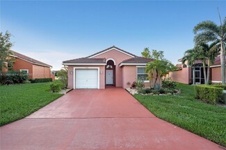 8193 Pelican Harbour Dr, Lake Worth, FL 33467