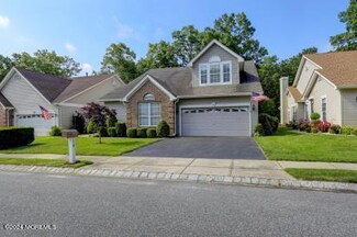 110 Sylvan Lake Blvd, Bayville, NJ 08721