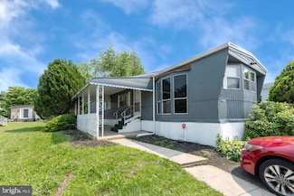 218 Eisenhower Ave, Monroe Township, NJ 08094