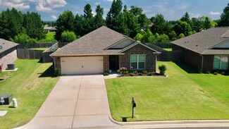 1115 Colonial Dr SW, Good Hope, AL 35055