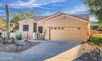 917 W Bosch Dr, Green Valley, AZ 85614