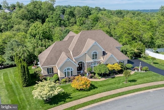 105 Livia Ln, Wrightsville, PA 17368