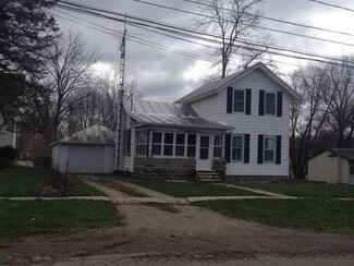 411 Chestnut St, Reading, MI 49274
