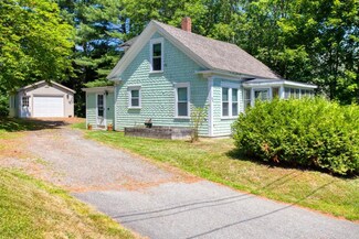 36 Hodge St, Wiscasset, ME 04578