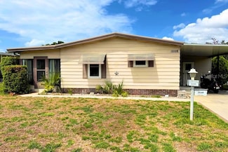 1008 Shay Blvd, Lady Lake, FL 32159