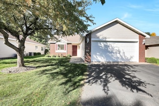 1017 Diamond Willow Cir, Waite Park, MN 56387