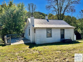 94 Vada Loop, Stuart, VA 24171