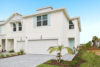 491 Salisbury Cir, Fort Pierce, FL 34982