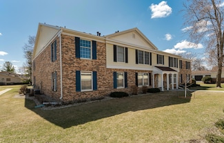 2053 Carriage Dr SW Unit 2053E, Rochester, MN 55902