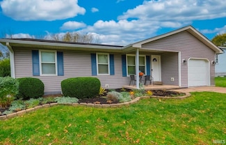 340 W Iroquois Dr, Ellettsville, IN 47429