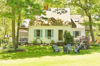 10 Brothers Ln, Harwich, MA 02645