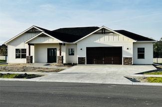 135 Lumberjack Place, Kalispell, MT 59901