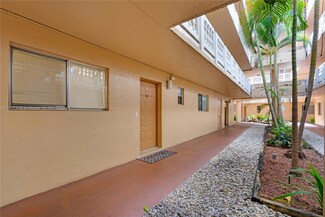 17000 NW 67th Ave Unit 147, Hialeah, FL 33015