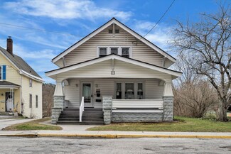 49 Ayers St, Barre, VT 05641