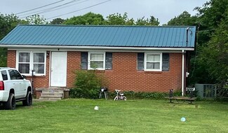 404 Airport Rd, Portland, TN 37148