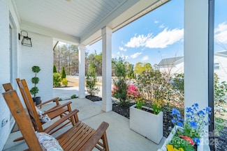5006 Whitman Ave, Matthews, NC 28105
