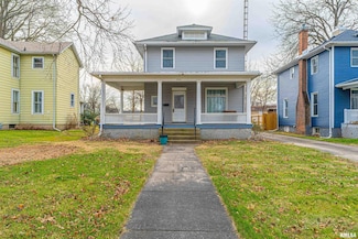 453 8th St, Lincoln, IL 62656
