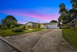 3244 Dante Dr, Sarasota, FL 34235